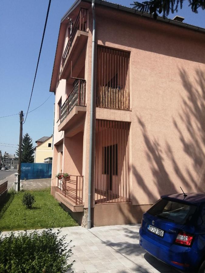 Ika-M Apartment Bihac Exterior photo